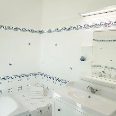 De Montaigu-de-Quercy