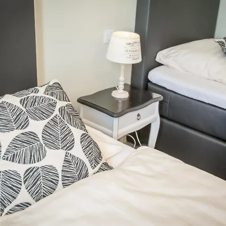 De Montaigu-de-Quercy